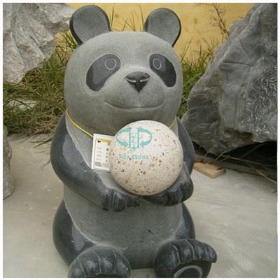 Gradenning qora granit tosh panda haykali