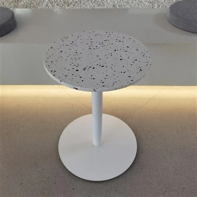 Terrazzo uzun oyoqli dumaloq stol